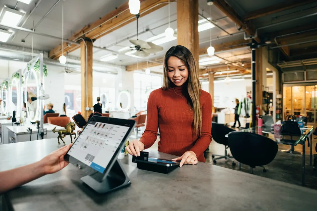 Embed Finance - Store POS payment client
